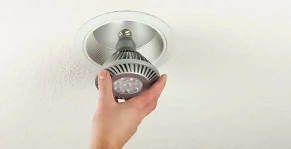lighting installation service featuring recessed ceiling light installed by licensed professionals in Dallas, TX