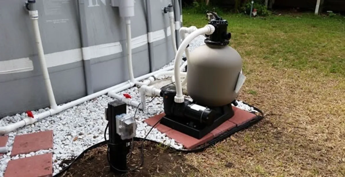 pool pumps service with professionally installed pool pump and filtration system in Dallas, TX